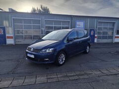 Bild des Angebotes VW Sharan 1.4 TSI Ocean BMT/SHZ/AHK/NAVI/SCHIEBETÜR El.