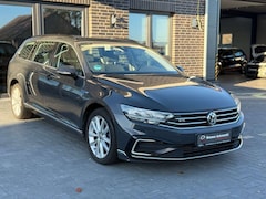 Bild des Angebotes VW Passat Variant GTE*SHZ*NAVI*KAM*PDC*AHK*LED*ACC