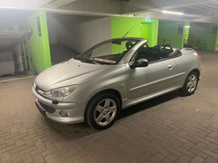 Bild des Angebotes Peugeot 206 CC 135 Sport