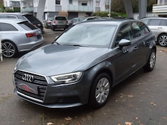 Bild des Angebotes Audi A3 A3 Sportback 1.0 TFSI Sportback S tronic*PDC*Xenon