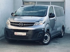 Bild des Angebotes Opel Vivaro Kombi L*NAVI*TEMPO*9-SITZER*1.HAND*EURO6