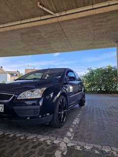 Bild des Angebotes Ford Focus 1.4 16V Ambiente