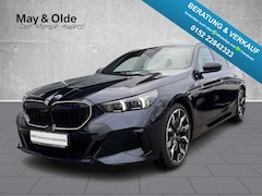 Bild des Angebotes BMW 520 i M Sport Touring HUD AHK Pano Navi PA+DA+
