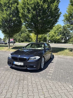 Bild des Angebotes BMW 550 550i Touring Sport-Aut.