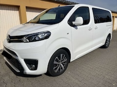 Bild des Angebotes Toyota Proace City Family Comfort Team D