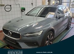 Bild des Angebotes Volvo V60 Cross Country B4 (D) AWD PRO AHK+PANO+MET+