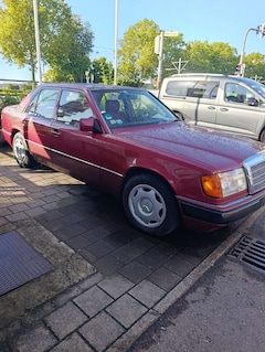 Bild des Angebotes Mercedes-Benz 230