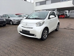 Bild des Angebotes Toyota iQ iQ +*ERSTE HAND*AUTOMATIK*SITZHEIZUNG*