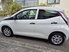 Bild des Angebotes Toyota Aygo Aygo x