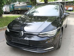 Bild des Angebotes VW Golf Variant VIII etsi Mild Hybrid ACC Ahk Life Parkassist