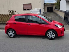 Bild des Angebotes Toyota Yaris Toyota Yaris 1,0-l-Dual-VVT-i -