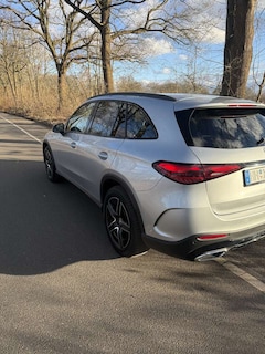 Bild des Angebotes Mercedes-Benz GLC 300 4Matic 9G-TRONIC AMG Line Advanced