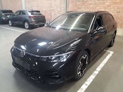Bild des Angebotes VW Passat Variant R-LINE BLACK STYLE 1.5eTSI 177PS DSG HYBRID NP.77T