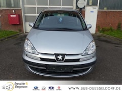 Bild des Angebotes Peugeot 807 2.0 HDI Family 6- Sitze Allwetterreifen Neu