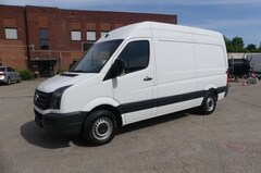 Bild des Angebotes VW Crafter Kasten 35 L2H2 *Klima*AHK*Temp*Kamera*