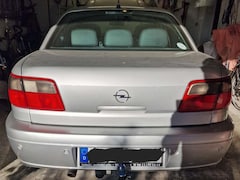 Opel Omega Omega 2.6 V6 Executive Last Edition Vollausstattung