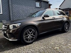Bild des Angebotes Mercedes-Benz GLC 250 4M/Kamera/Navi/Pano/AHK/AMG-Line/Garantie/E-Heck