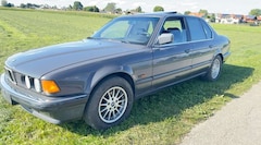 BMW 735 er Oldtimer*AUT*KLIMA*EFH*ZV*LEDER*ALU