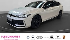 Bild des Angebotes VW Passat R-LINE 2.0 l TDI LED AHK HUD AREA-VIEW