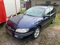 Bild des Angebotes Opel Omega B Caravan 2.0 16V Sport *nur 98 TKM*2.Hand*