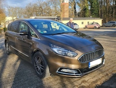 Bild des Angebotes Ford S-Max 2.0 EcoBlue Aut. Vignale LED Cam Pano Anh 1.Hand