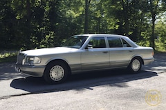 Bild des Angebotes Mercedes-Benz 560 SEL, Scheckheft, Top Zustand, TÜV & H Neu