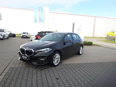 Bild des Angebotes BMW 118 i,Navi,Advantage,PDC,Klima,Alu,LED,DAB,Schalt