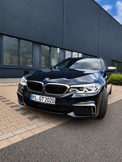 Bild des Angebotes BMW M550 M550d xDrive Touring Aut., B&W, AHK, ACC, Memory