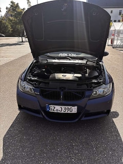 Bild des Angebotes BMW 320 320si