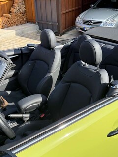 Bild des Angebotes MINI Cooper Cabrio Mini Cooper Cabrio Aut. MINI Resolute Edition