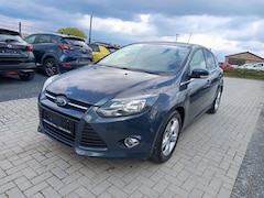 Bild des Angebotes Ford Focus Lim. Champions Edition