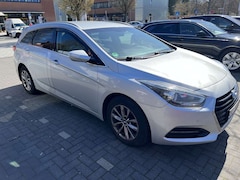 Bild des Angebotes Hyundai i40 Kombi blue 1.7 CRDi Premium