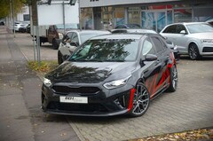 Bild des Angebotes Kia Ceed / cee'd Ceed GT / ACC / 1.HD / R-Kam./ Digital-Tacho