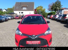 Bild des Angebotes Toyota Yaris Basis - Beim kauf Tüv neu