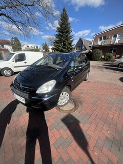 Bild des Angebotes Citroen Xsara Picasso 1.6 Exclusive