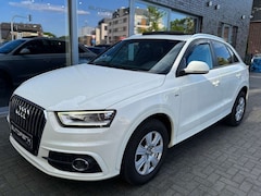 Bild des Angebotes Audi Q3 2.0TDI qu. S-tronic 2x S-line Pano Navi Xenon