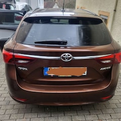Bild des Angebotes Toyota Avensis Touring Sports 2.0 D-4D Business Edition