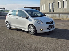 Bild des Angebotes Toyota Yaris Sol