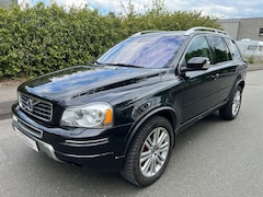 Volvo XC90 D5 Momentum *7 Sitze*Navi*Leder*Xenon*