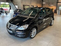 Bild des Angebotes Mercedes-Benz B 170 Leder Navi Pano Sitzheizung