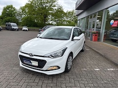 Bild des Angebotes Hyundai i20 Classic