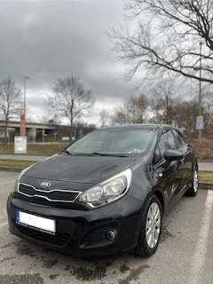 Bild des Angebotes Kia Rio 1.1 CRDI Dream-Team Edition