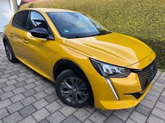 Bild des Angebotes Peugeot e-208 136 Allure Navi SHZ LED Tempomat
