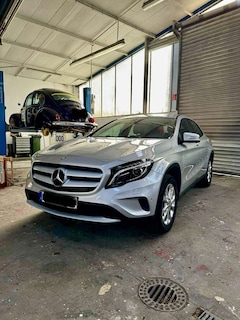 Bild des Angebotes Mercedes-Benz GLA 200 GLA 7G-DCT Edition 1