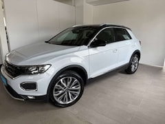 Bild des Angebotes VW T-Roc Sport 1.5 TSI DSG Navi AHK LED el.Klappe Dig.Cockpit ACC