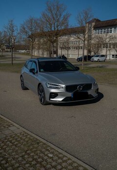 Bild des Angebotes Volvo V60 R Design AWD