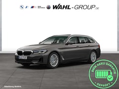 BMW 520 e TOURING HEAD-UP LASER PANO KAMERA ALU 18"