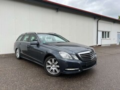 Bild des Angebotes Mercedes-Benz E 250 CDI T-Modell Avantgarde *NAVI*LED*AHK*