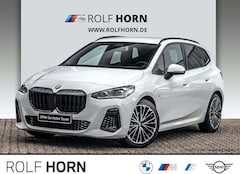 Bild des Angebotes BMW 220 i Active Tourer M Sportpaket RKam AHK h/k 19"