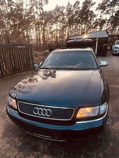 Audi A8 A8 3.7 quattro
